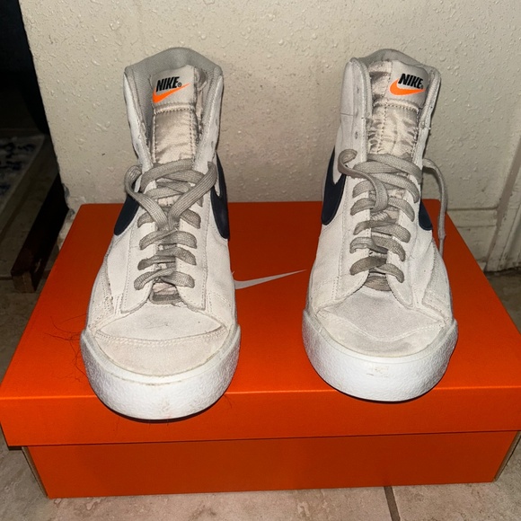 Beige Nike Blazer '77 Vintage Men's Sneakers in Size 9 US - Picture 4 of 7